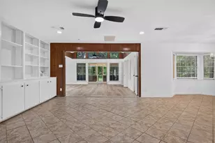 4323 Pine Shadows St, Dickinson, TX 77539 - Photo 6