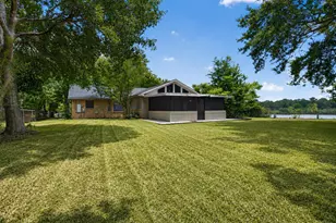 4323 Pine Shadows St, Dickinson, TX 77539 - Photo 28