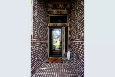 704 Shadow Bend, Richwood, TX 77531 - Photo 4