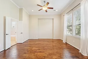 2421 Beall St, Houston, TX 77008 - Photo 22