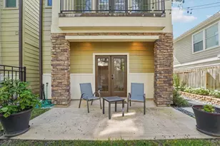 2421 Beall St, Houston, TX 77008 - Photo 30