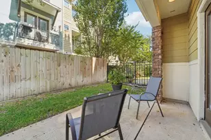 2421 Beall St, Houston, TX 77008 - Photo 28