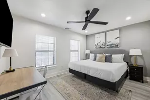 2302 Sumpter St, Houston, TX 77026 - Photo 10