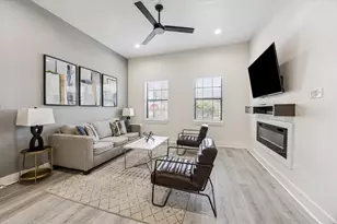 2302 Sumpter St, Houston, TX 77026 - Photo 6