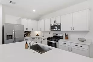 1386 Antigua Dr, Conroe, TX 77301 - Photo 10