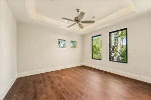 318 Knipp Rd, Houston, TX 77024 - Photo 28