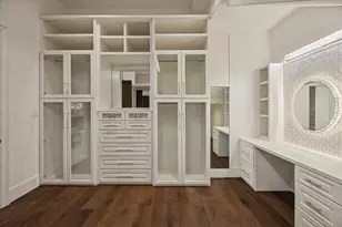 318 Knipp Rd, Houston, TX 77024 - Photo 24