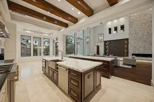 318 Knipp Rd, Houston, TX 77024 - Photo 8