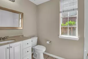 4407 Magnolia Ln, Sugar Land, TX 77478 - Photo 12