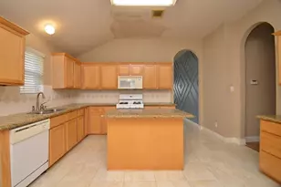 4510 Regal Dr, Baytown, TX 77521 - Photo 10
