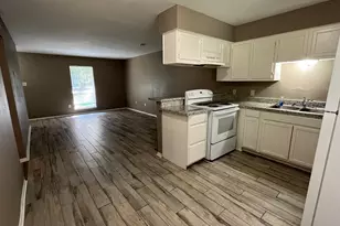 1842 Thompson St, La Marque, TX 77568 - Photo 4