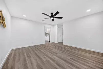 7445 Cabot Street, Houston, TX 77016 - Photo 10