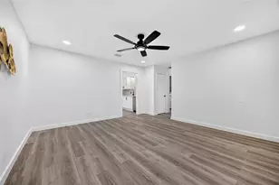 7445 Cabot St, Houston, TX 77016 - Photo 10