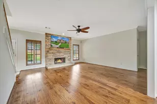 13714 Robin Hill Ct, Houston, TX 77059 - Photo 14