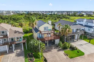 22517 Bay Point Dr, Galveston, TX 77554 - Photo 1