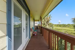 22517 Bay Point Dr, Galveston, TX 77554 - Photo 14