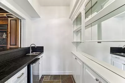 10810 Oak Creek Street, Houston, TX 77024 - Photo 16