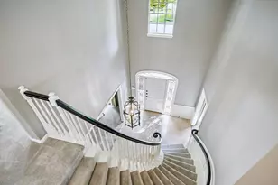 10810 Oak Creek St, Houston, TX 77024 - Photo 24