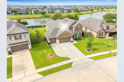 9034 Japonica Drive, Rosenberg, TX 77469 - Photo 2