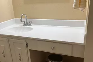 10252 Longmont Dr, Houston, TX 77042 - Photo 32