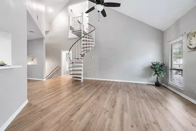 4144 Greystone Way #105, Sugar Land, TX 77479 - Photo 4