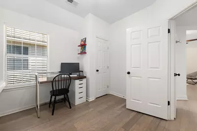 26 Cinnamon Teal Place, The Woodlands, TX 77382 - Photo 32
