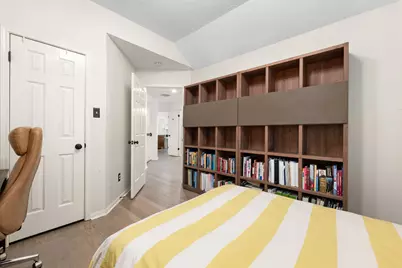 26 Cinnamon Teal Place, The Woodlands, TX 77382 - Photo 34