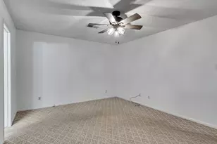 418 Oakhill Dr, Conroe, TX 77304 - Photo 24