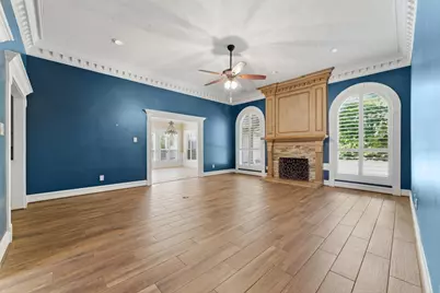 13807 Balmore Circle, Houston, TX 77069 - Photo 10