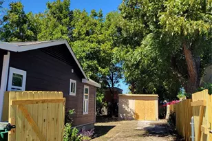 151 Canton, San Antonio, TX 78202 - Photo 8