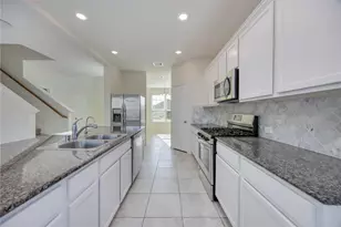 9431 Summer River Dr, Richmond, TX 77406 - Photo 8