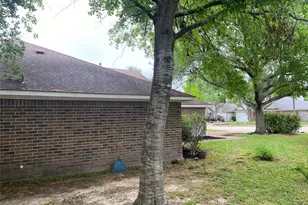 3601 Colleen Meadows Cir, Houston, TX 77080 - Photo 12