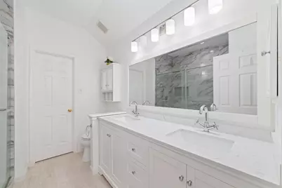 16826 Basewood Court, Sugar Land, TX 77498 - Photo 16