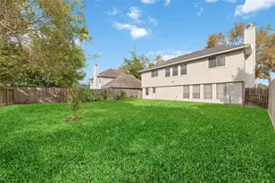 16826 Basewood Ct, Sugar Land, TX 77498 - Photo 26