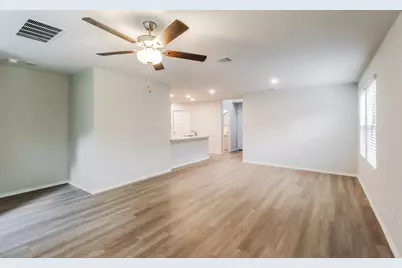 5608 Poinsettia Place, Montgomery, TX 77316 - Photo 4