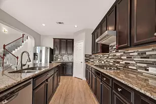 6638 Miller Shadow Ln, Sugar Land, TX 77479 - Photo 14