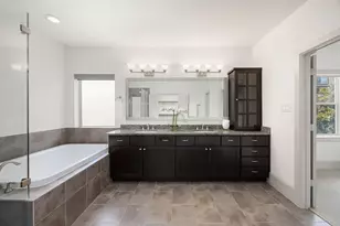 6703 Saxton Manor St, Houston, TX 77055 - Photo 16