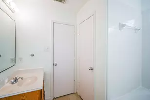 15639 Western Skies Dr, Houston, TX 77086 - Photo 32