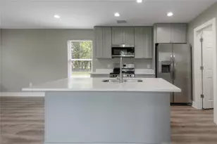 140 N Shady Oaks Dr, Point Blank, TX 77364 - Photo 6