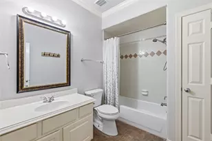 3207 Holly Shores Dr, Houston, TX 77042 - Photo 38