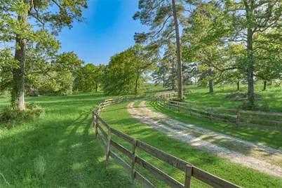 23004-2 Landrum Village Drive, Montgomery, TX 77316 - Photo 4