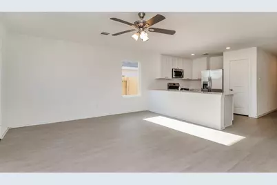 16465 Blossom Grove Drive, Conroe, TX 77303 - Photo 6
