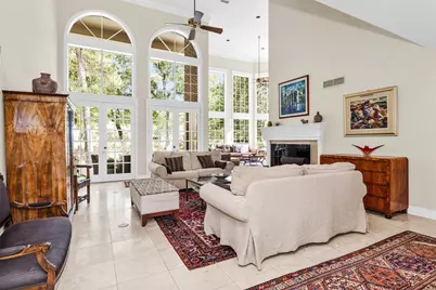 6 S Brokenfern Drive, The Woodlands, TX 77380 - Photo 10