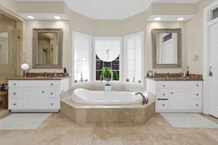 6 S Brokenfern Dr, The Woodlands, TX 77380 - Photo 26
