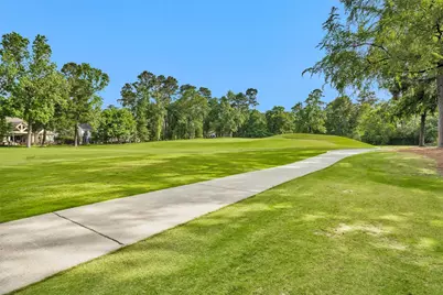 6 S Brokenfern Drive, The Woodlands, TX 77380 - Photo 48