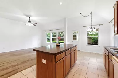11023 Greenstone Park Lane, Houston, TX 77089 - Photo 14