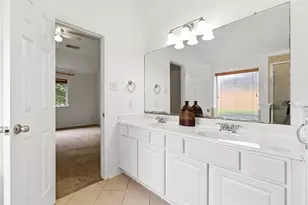 11023 Greenstone Park Ln, Houston, TX 77089 - Photo 24