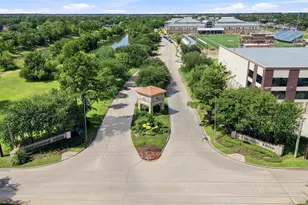 11023 Greenstone Park Ln, Houston, TX 77089 - Photo 40