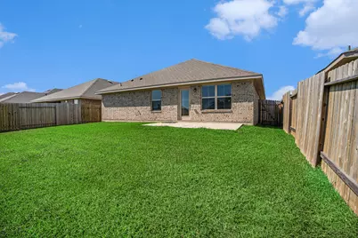4401 East Bayou Maison Circle, Dickinson, TX 77539 - Photo 18