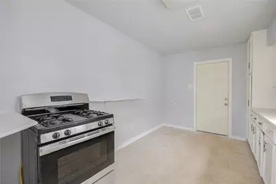 1427 W 6th Street Street, Freeport, TX 77541 - Photo 12